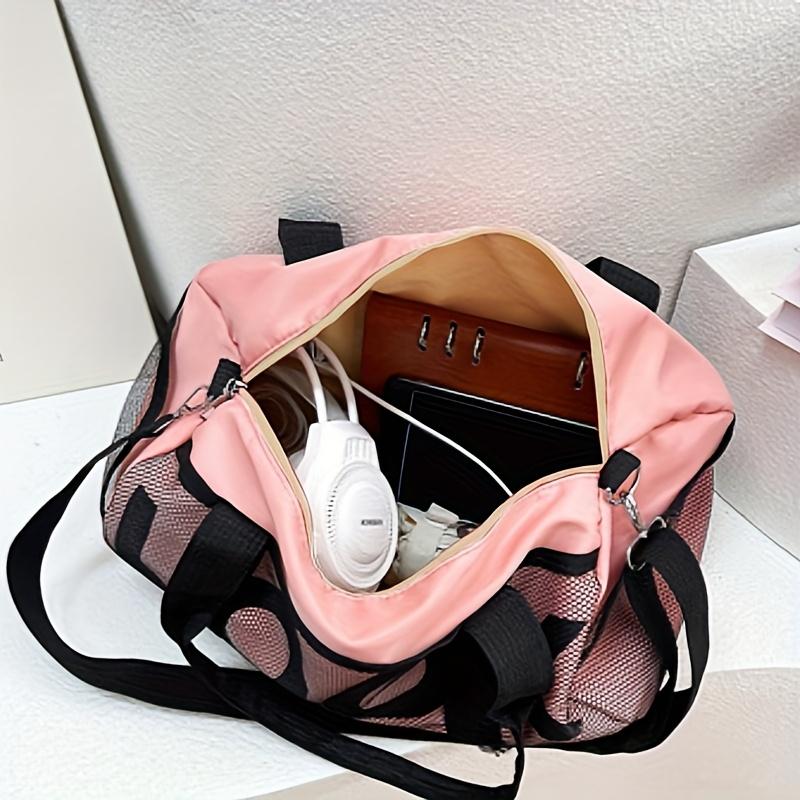 Durable Large Capacity Gym & Yoga Bag Black with Pink Accents, Multiple Compartments, Secure Zipper Closure, Perfect for Travel, Fitness