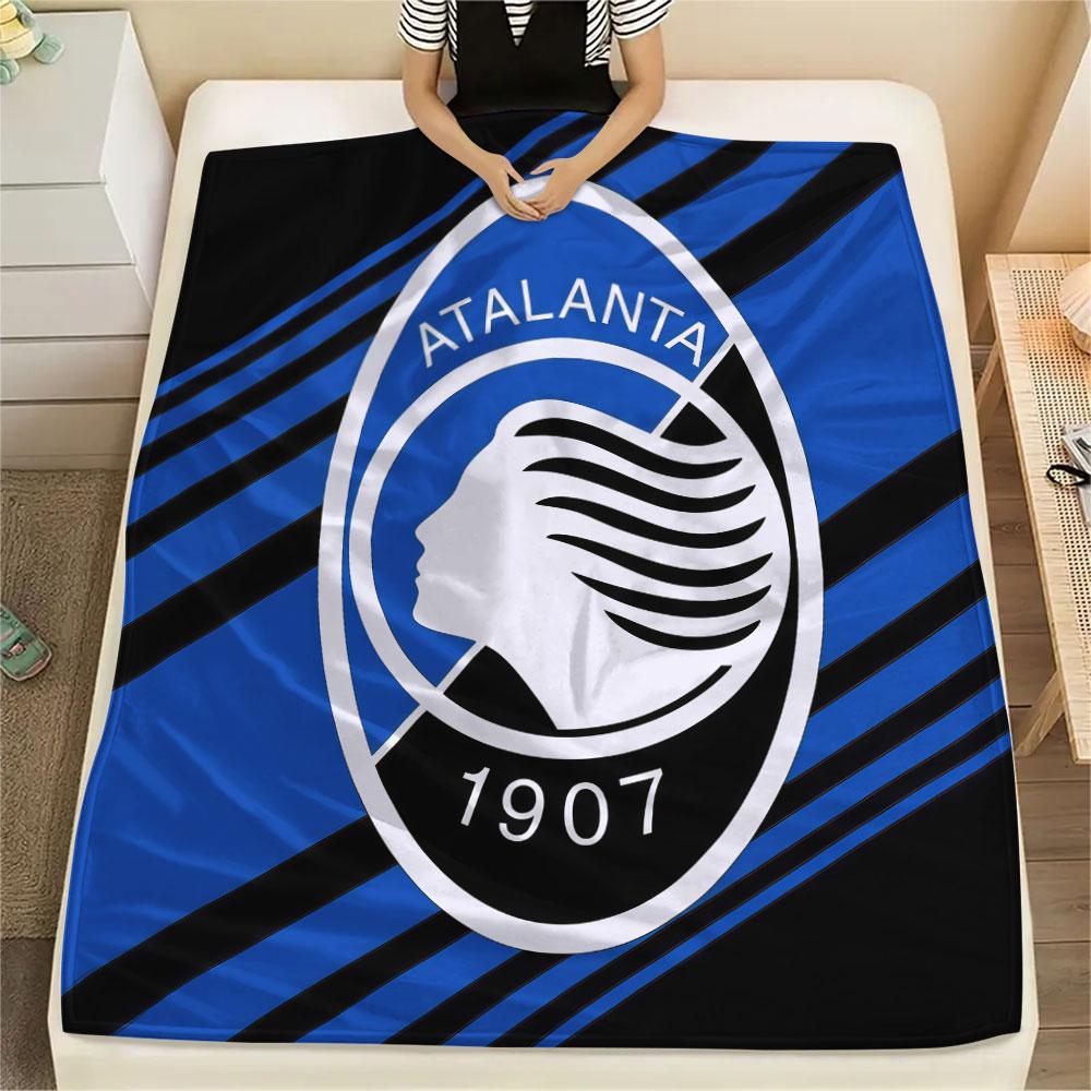 Coperta in Flanella Stampata Logo Atalanta BC, morbida coperta per camera da letto divano, lavabile, merchandising tifoso di calcio, ottimo regalo.
