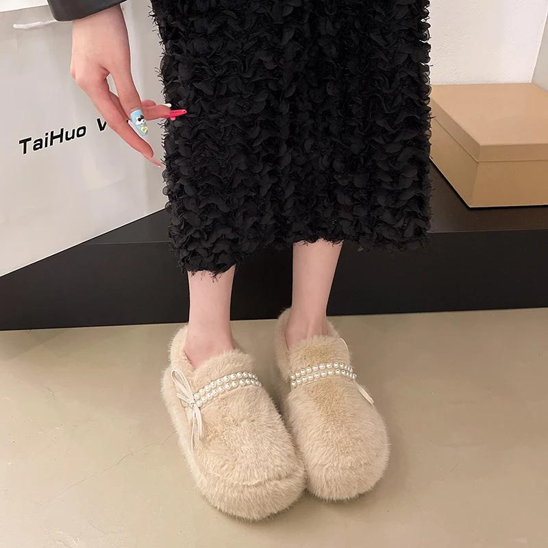 Fashionable High Quality and Warm Furry Slippers Women's Winter Outdoor Wear 2025 New Style Winter Fleece Cotton Shoes