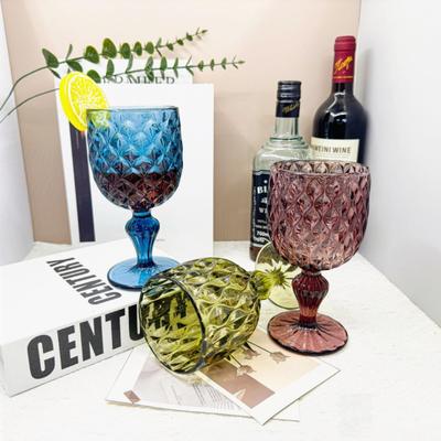 Retro Red Wine Glass - Elegant Light Luxury Champagne Cup for Restaurant or Home Decor