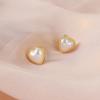 French Vintage Heart Shaped Pearl Stud Earrings Luxury Small Niche Design Minimalist Elegant Jewelry for Women and Girls