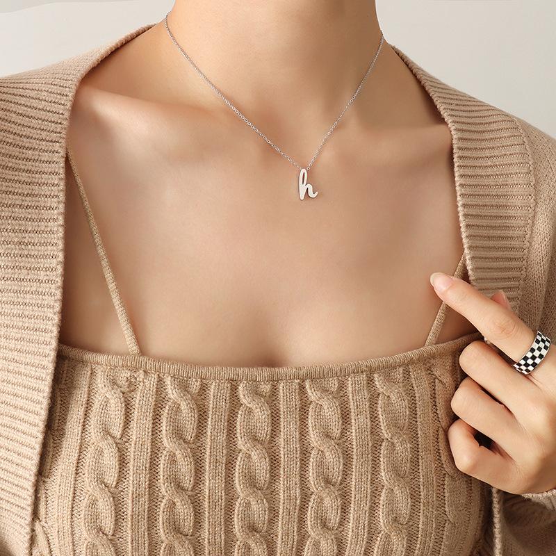 Wind Niche H Letter Lucky Necklace, Titanium Steel Plated 18K Gold Non-Fading Collarbone Chain Jewelry