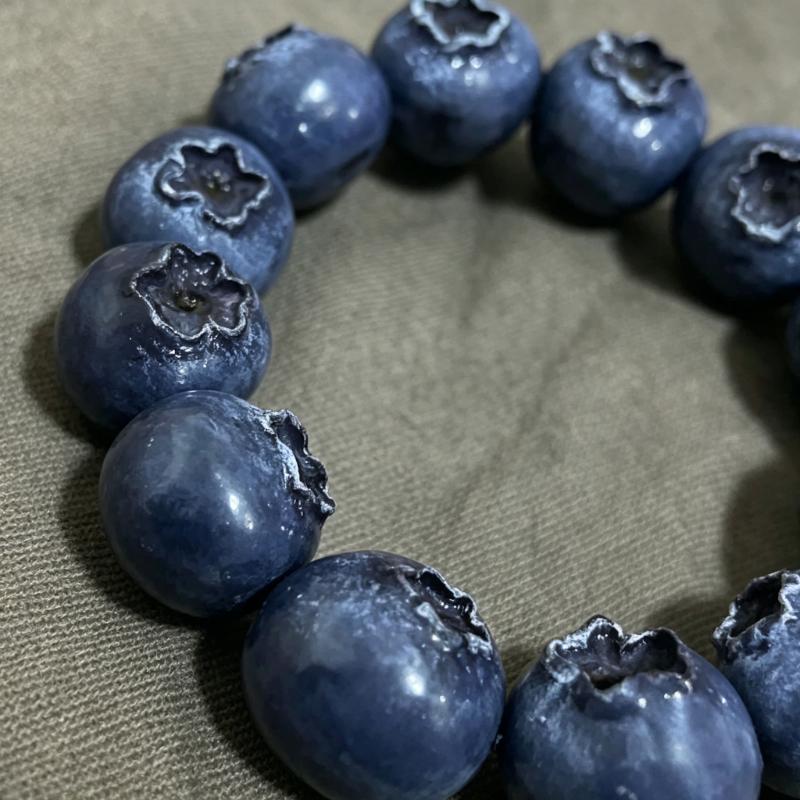 Süßes Realistisches Blaubeer Perlenarmband Handgemachtes Frucht Elastisches Armband Skurriler Kawaii Schmuck für Damen Mädchen Geburtstagsfeier Geschenk