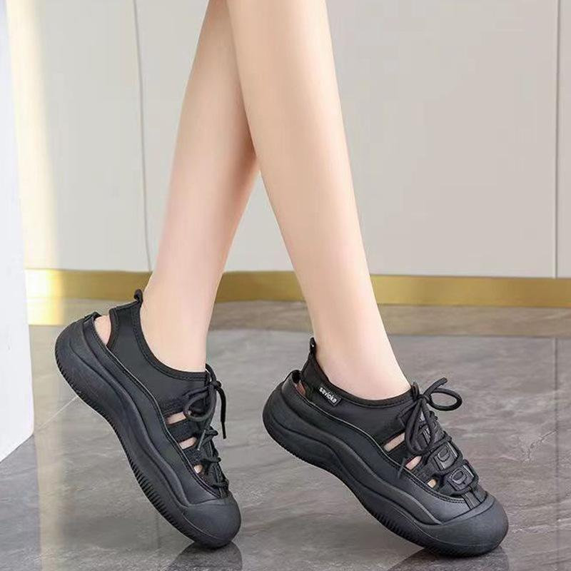 Closed Toe Sandals Women's New Spring Hollow Breathable Outdoor Beach Shoes Soft Bottom Non-Slip All-Matching Sports Sandals