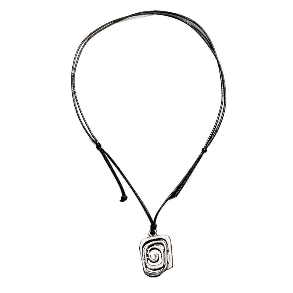 Women's Vintage Necklace Punk Jewelry Chains with Swirl Pendant Adjustable Chain Choker PU Leather Cord Clavicle Chain