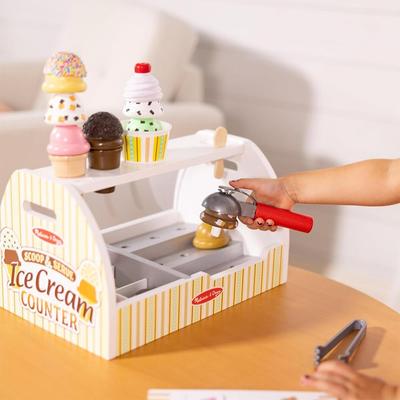 Ice Cream Counter, 28 Pieces, for Children Aged 3 Years and Up, for Role-Playing Portioning & Serving 8 Types of Ice Cream In Cones or Sundaes