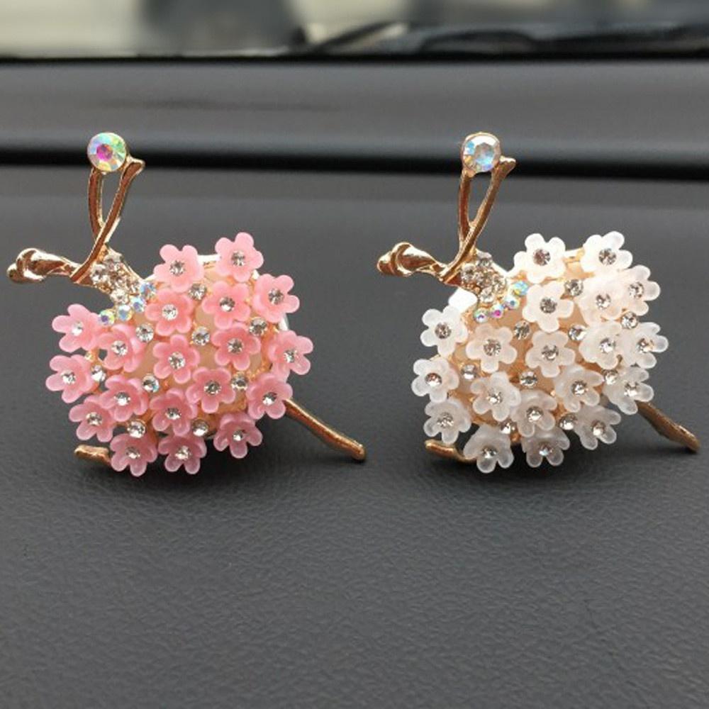 Car-Styling Hot Selling Car Loving Gift Air Outlet Fragrant Perfume Ballet Girl Freshener Diffuser