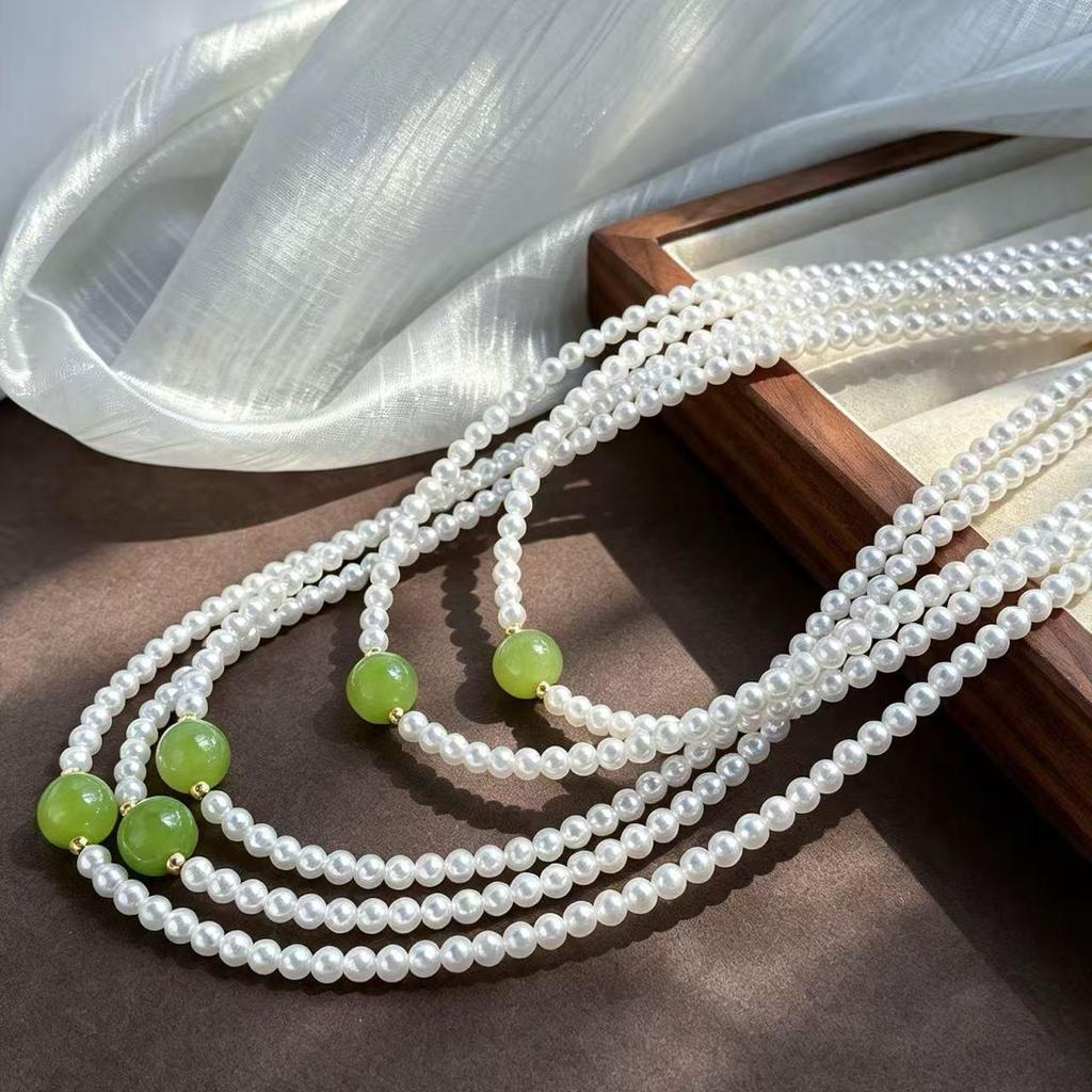 Elegant Glossy Faux Pearl Jade Collarbone Necklace