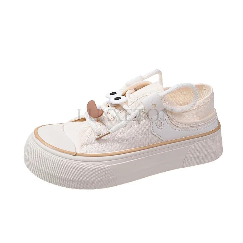 Fashionable Thick Soled Canvas Shoes Cute Round Headed Cats Casual and Versatile Lightweight and Comfortable Board Shoes