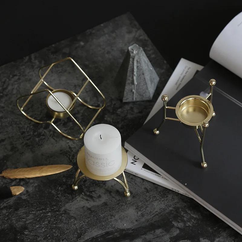 1pc Candle Holder Candlestick Iron Arts Crafts Desktop Decoration Christmas Decorations for Home (not Includ Candy)