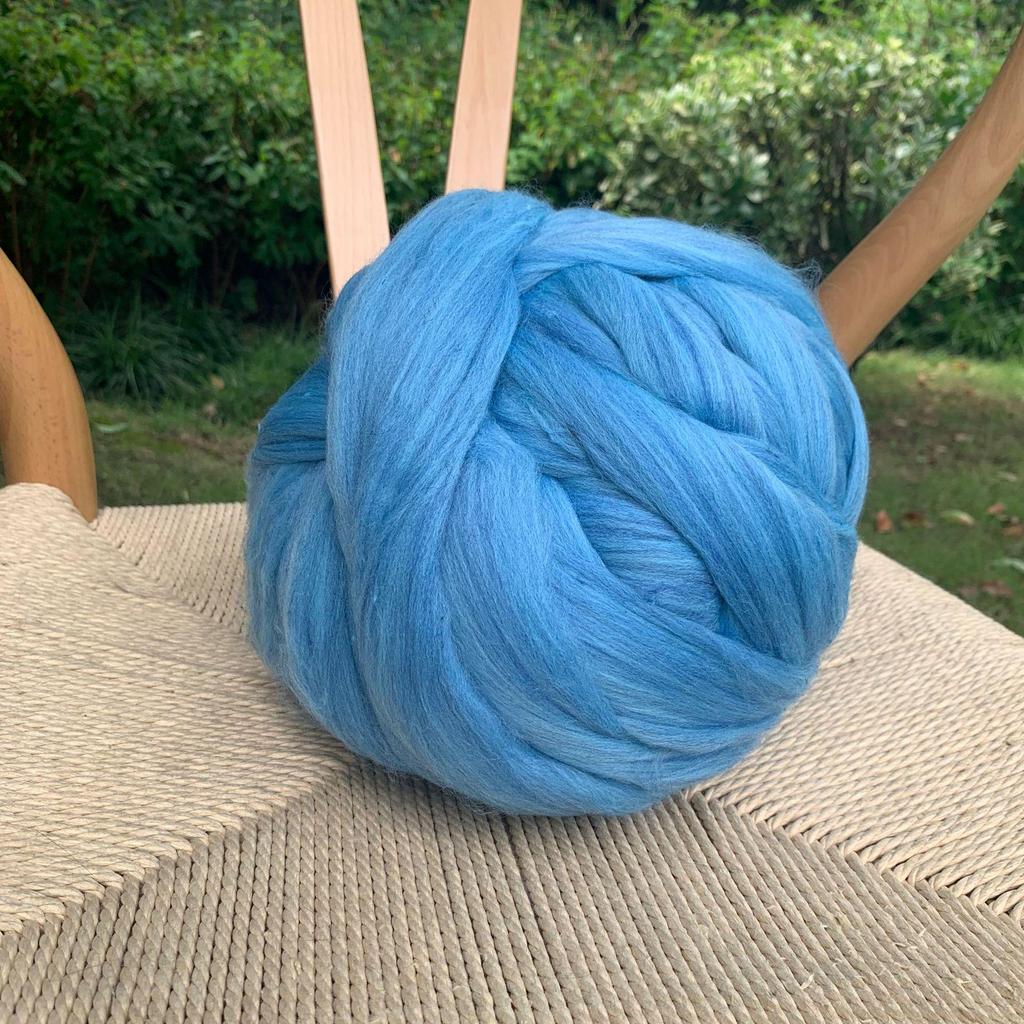 8cm Thick DIY Chunky Hand-Knitted Blanket with Imitation Wool Yarn