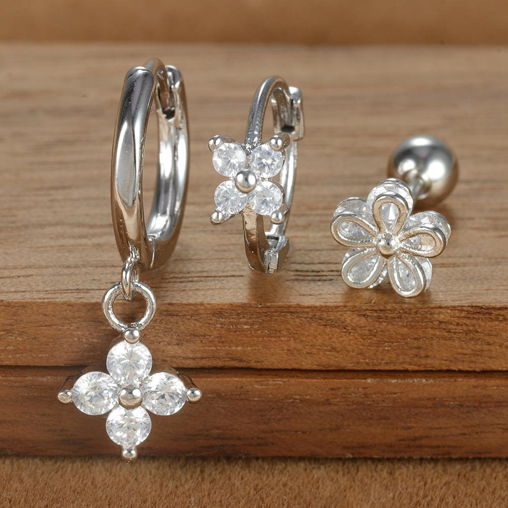 Ensemble de 3 Boucles d'Oreilles Anneau Couronne en Acier Inoxydable Couleur Argent pour Femmes Quatre Fleurs Zirconium Piercing Cartilage Boucle d'Oreille Bijoux Mode