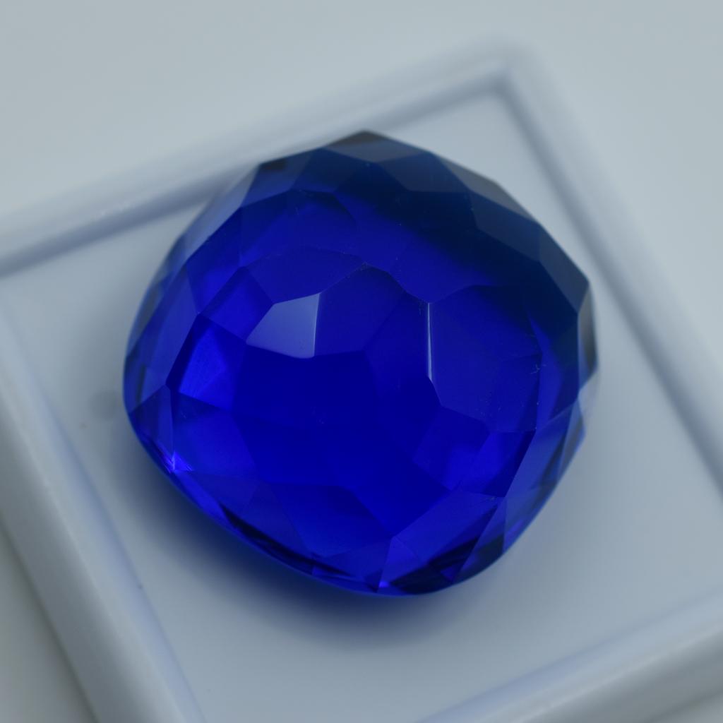 Blue Topaz Loose Gemstone Stone In The World 77.25 Ct Cushion Shape Stone for Jewelry Designs