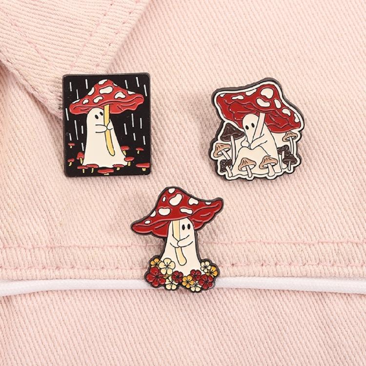 Unique Creative Mushroom Brooch Cartoon Character Hobgoblin Tale Lapel Pin for Expressing Uniqueness in Fashion