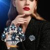 Design Sense Heavy Industry European Full Zirconium Portable Flower Basket Elegant Chic Exquisite Temperament Coat Brooch Accessories