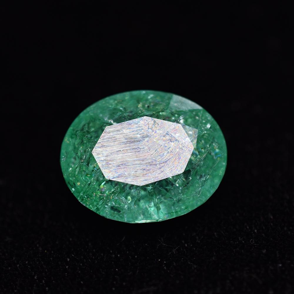 Natural Green Emerald Loose Gemstone 20.35 Ct Oval Cut for Jewelry Making and Gem Collections