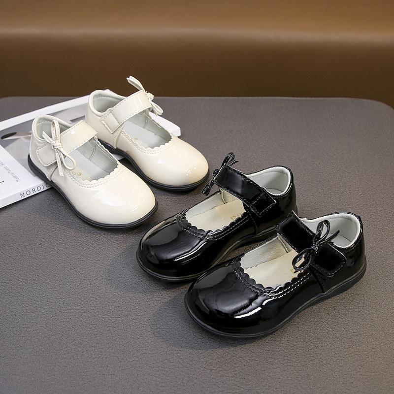 Girls Black Performance Shoes Glossy Kids Leather Shoes Pu Simple Bow 2025 Brand New Children Flat Shoes Round Toes Versatile