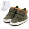 Baby Gutter Jenter Høye Overdeler Joggesko Myk Anti-Slip såle Corduroy Øvre Spedbarn Nyfødte First Walking Sko med sokker