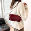 Women Exquisite Crossbody Bag Large Capacity PU Leather Vintage Sling Bag Adjustable Strap Fashion Shoulder Bag Retro Armpit Bag CLE