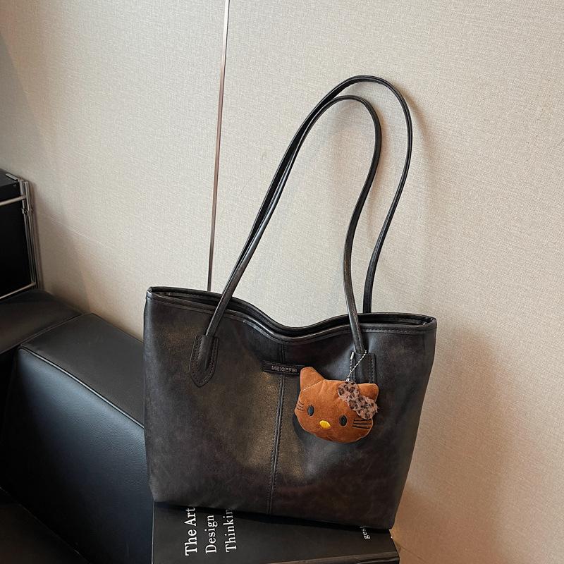 Premium Sense Simple Shoulder Bag Women's New Casual Fashion Large Capacity Commuter Bag Retro Tote Bag