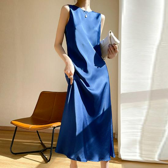 Abito Canottiera Estivo da Donna in Raso di Seta - Imitazione Seta di Gelso, Scollo Rotondo, Senza Maniche, Linea ad A, Vita Alta, Lungo