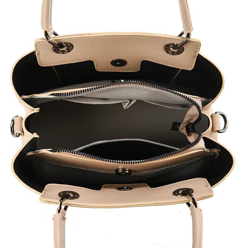 Luxury Women's Large Capacity Textured Crossbody Handbag 2025 - Elegant Style for the Modern Mom