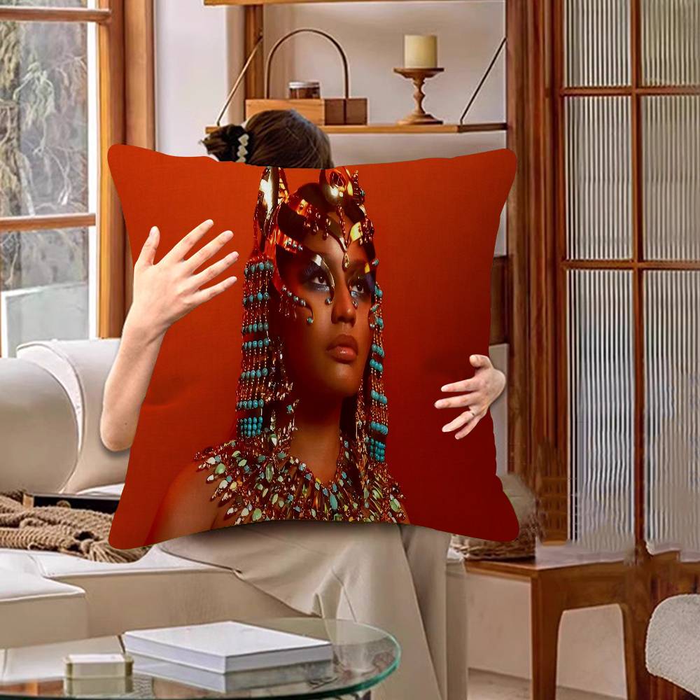 Nicki Minaj Rap Sexy Pillow Gifts Home Office Furnishings Bedroom Sofa Car Cushion Cover Case 45x45cm