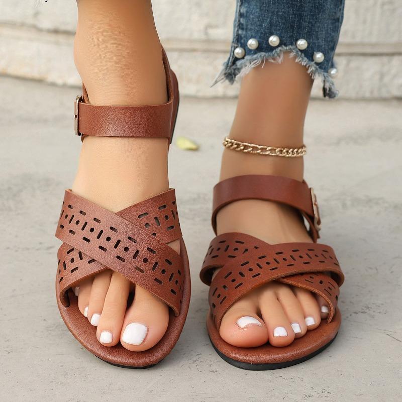 Round-toed New Flat Shoes Retro Hollowed-out Casual Women's Shoes One-button Women's Sandals