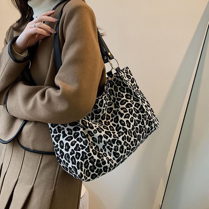 Pu Leopard Print Tote Bag For Streetwear Women With Zipper Closure