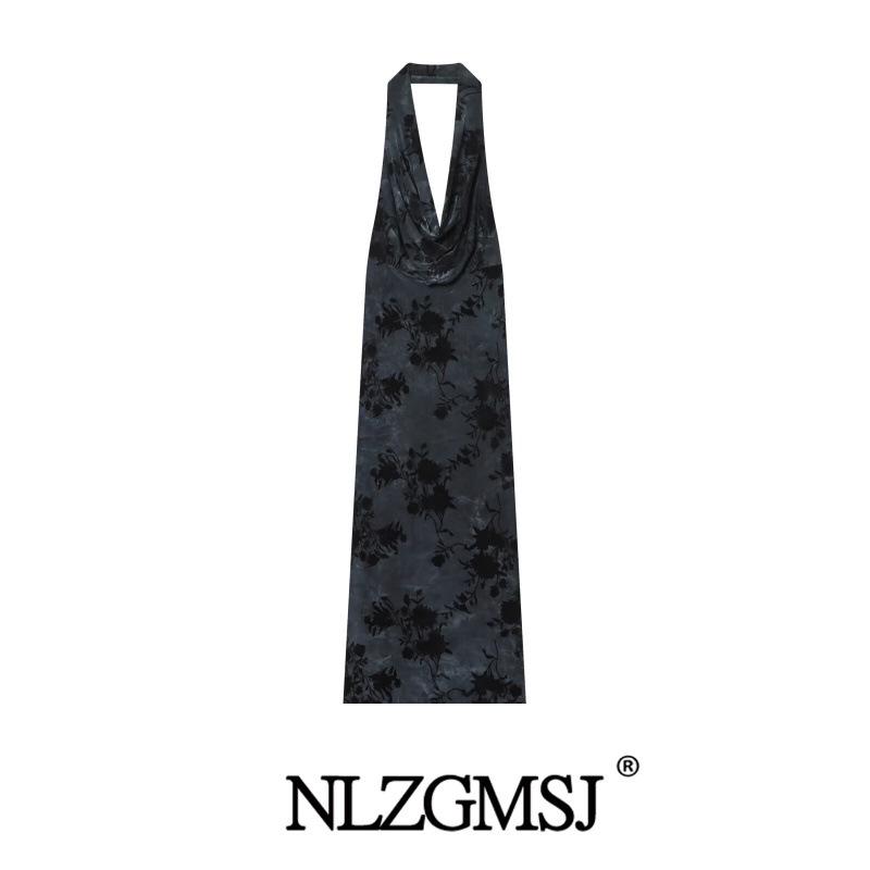 2025 European & American Style Slim-Fit Flocked Halter Neck Dress Medium