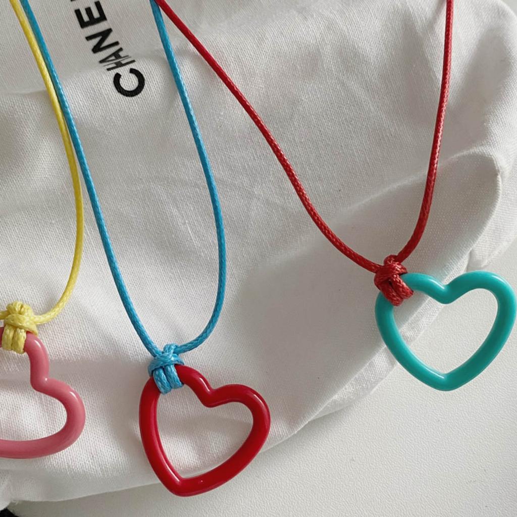 Colier cu pandantiv inimă din rășină la modă Lanț claviculă dulce și cool Colier choker simplu Bijuterii Lanț de gât cu șnur colorat