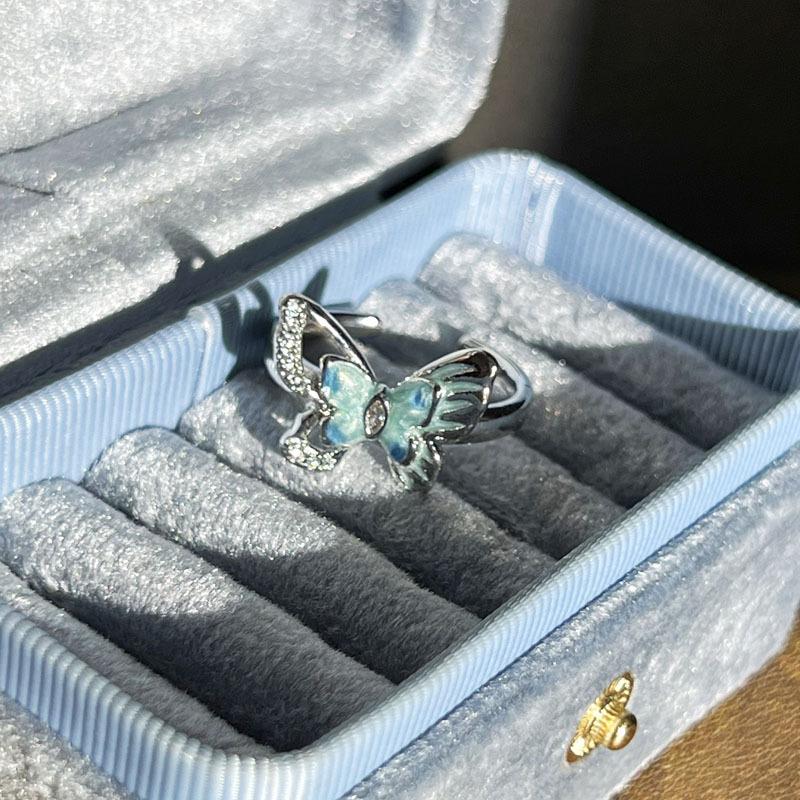 Ocean wind gradual change fish tail simple design pearl light luxury ring femininity personality butterfly fashion index finger ring