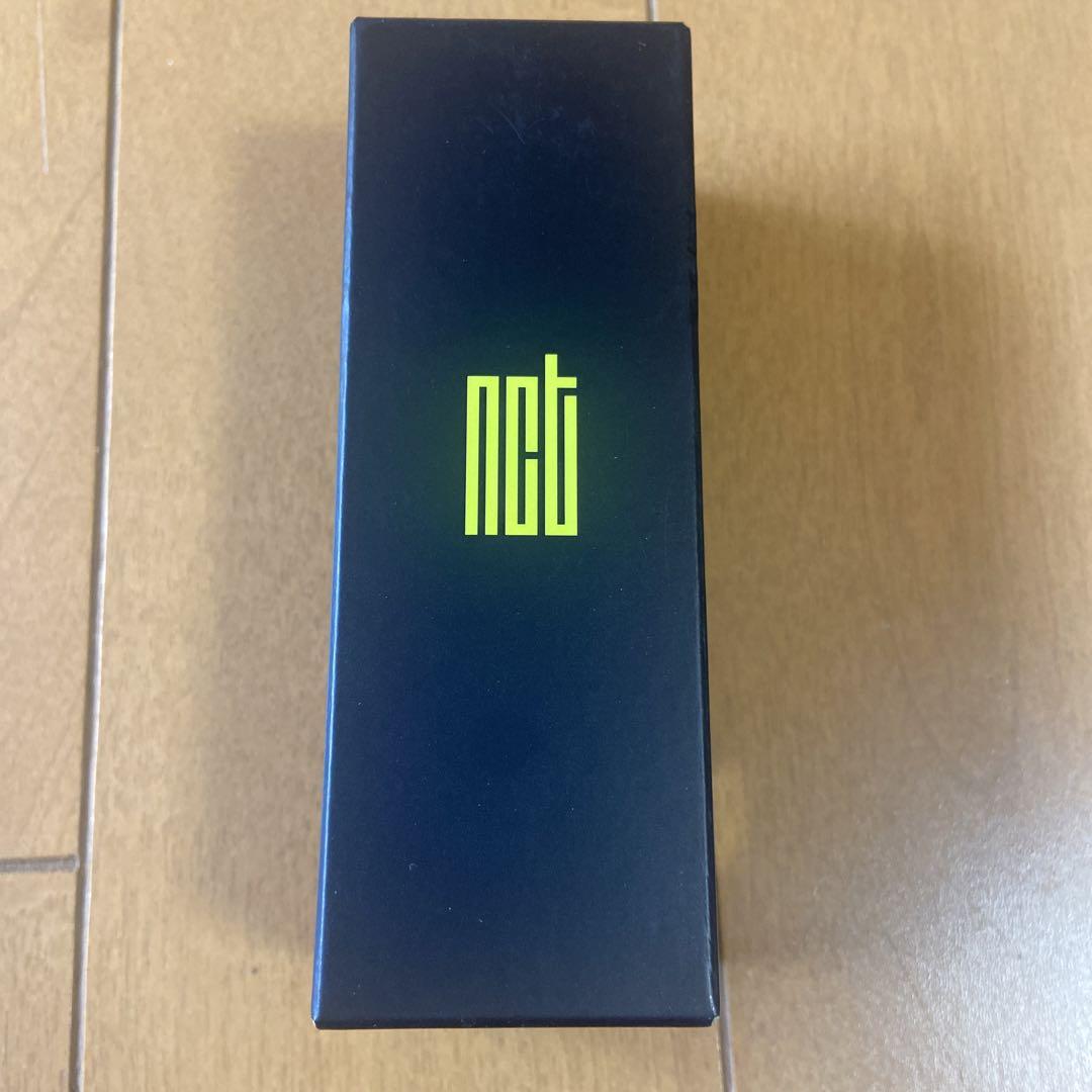 

[Б/У] Бальзам для губ NCT Fan Signal