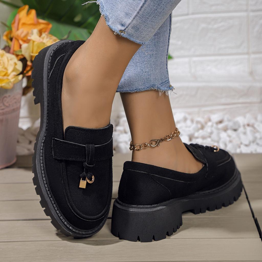 Giant Soft Retro Platform Women's New Small Leather Shoes Round Head Thick Heel Single Shoes Large Size Women's Shoes