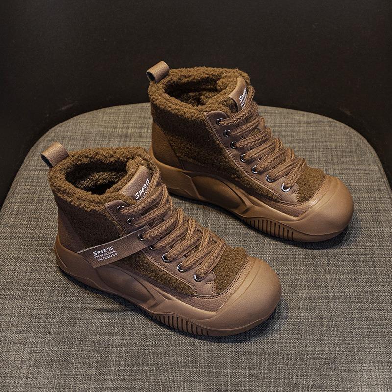 Automne et hiver nouvelle rehaussement bottes casual mode rétro montantes semelle épaisse bottes Martin femme chaud niche