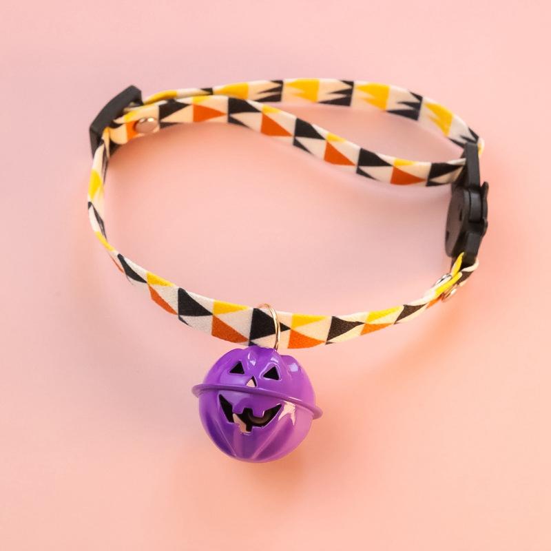 Halloween Dog Cat Collars Adjustable Breakaway Collars Safety With Pendant Big Bell Pumpkin Ghost Bats Pet Festival Collars