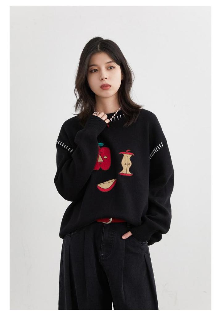 CHIC Retroism Apple Embroidery Loose Round Neck Sweater - Warm, Comfortable Autumn/Winter Top