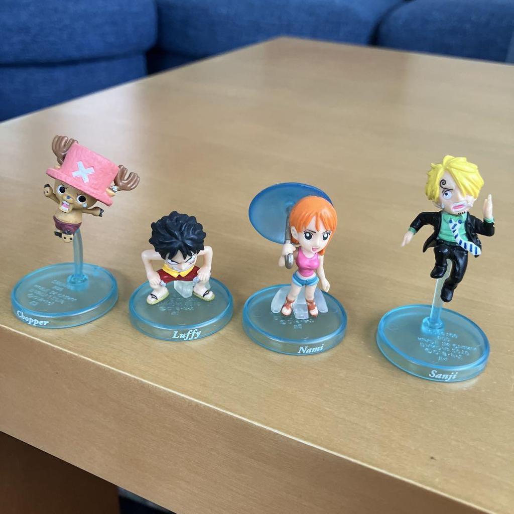 [USED] Bandai One Piece Collection: Fierce Battle! Pirates vs. Navy! 10 Types in Total, Candy Toys