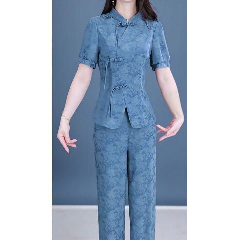 Traditional Chinese Retro Fashion Set - Elegant Two-Piece Set for Women in Summer with Graceful Style