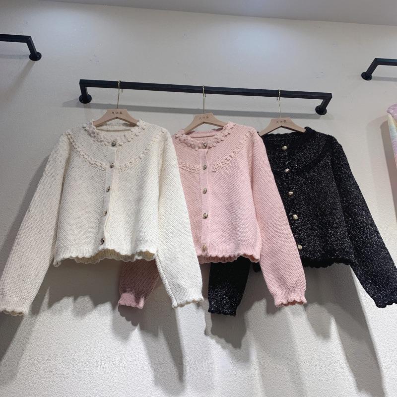 Autumn and Winter New Temperament Flower Fungus Edge Sweater Jacket Design Sense Knitted Cardigan Women
