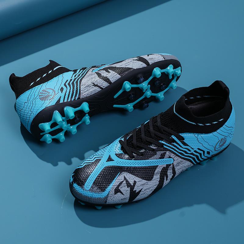 New football shoes male and female students long nails high top broken nails grass training football shoes youth spot