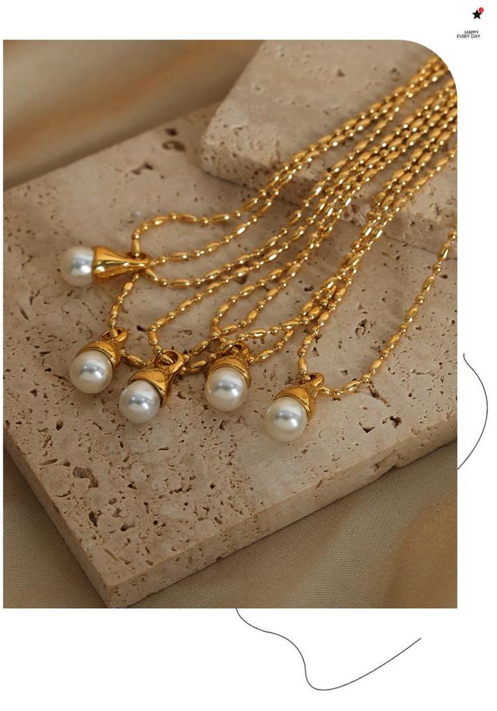 French Luxe Miyuki Bead Necklace: Titanium Steel 18k Gold Shell Pearl Pendant