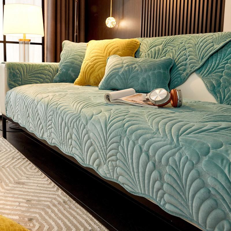 Thick Milk Velvet Sofa Cover Leather Couches Non-Slip One-Piece Couch Cushion Winter 2026 Leaf