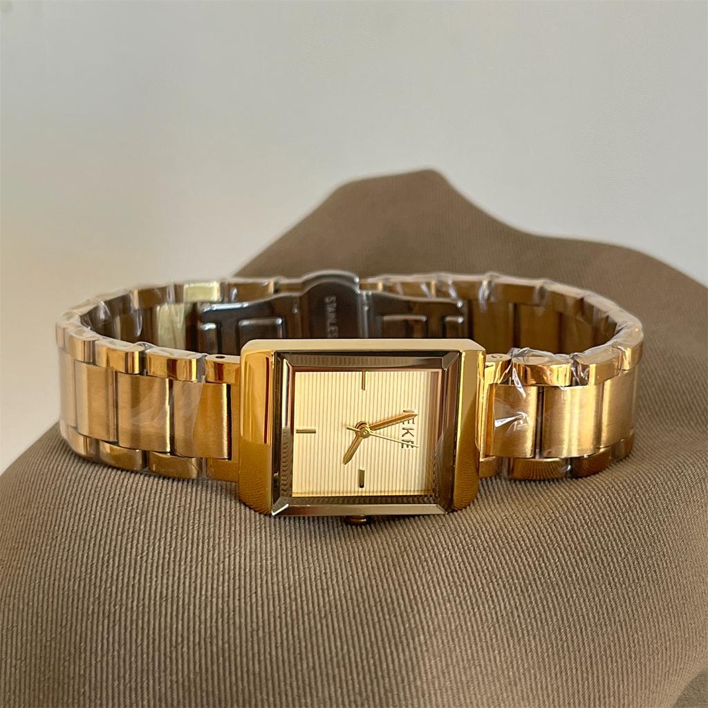 New Women'S Wristwatch, Stylish And Elegant Retro-Style Square Watch, High-Value, Luxurious And Versatile Quartz Women'S Watch.