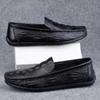 Classic Soft Leather Loafers Men Driving Shoes Lightweight Slip On Flats New Arrival Casual Shoes Italian Wedding Mens Moccasins