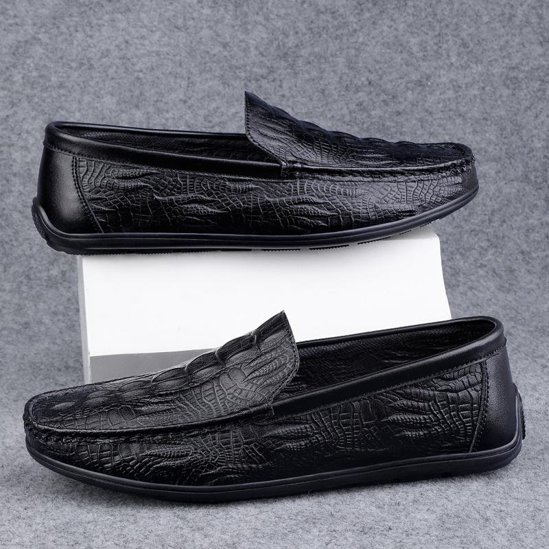 Classic Soft Leather Loafers Men Driving Shoes Lightweight Slip On Flats New Arrival Casual Shoes Italian Wedding Mens Moccasins