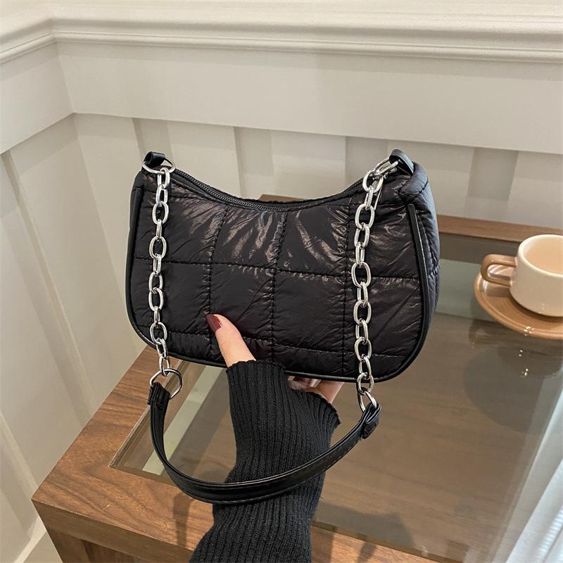 Kleine quadratische Tasche Damen Winter neuer Trend einfache Unterarmtasche Mode Diamantkette Umhängetasche