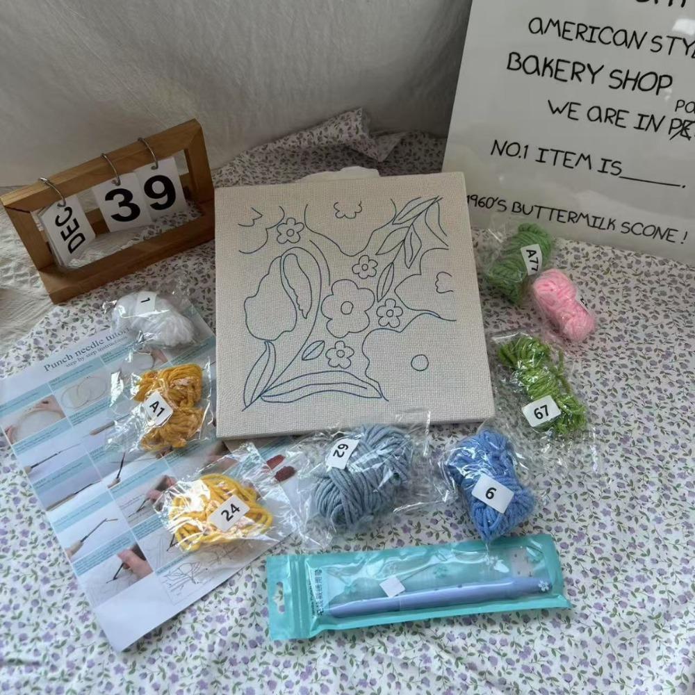 

New Flower Pattern Punch Needle Kits for Beginners Hoop DIY Embroidery Starter Set Yarns Punch Needle Embroidery Kit Adults