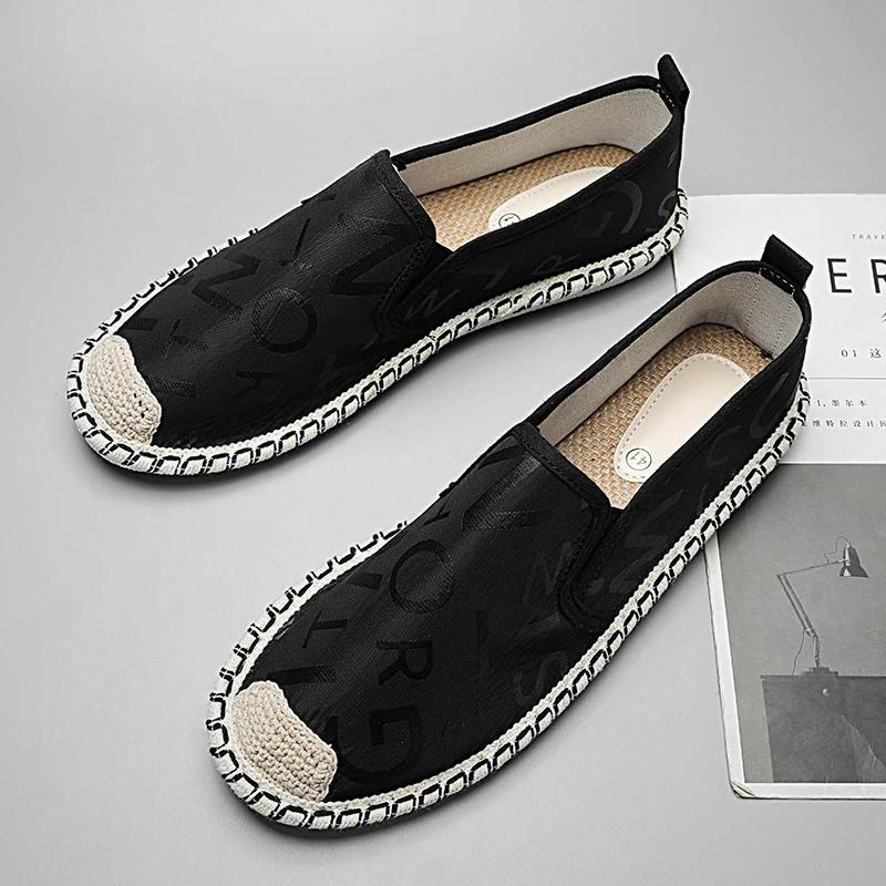 Fashion Coslony New Men Casual Loafers Classic Flat Men Shoes Embroidered Tiger Shoes Letter Printing Slip On Footwear Male Plimsolls