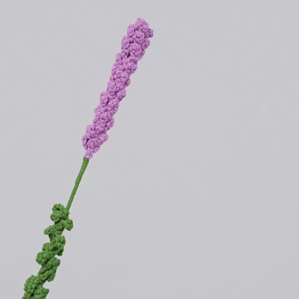 

5 шт. Вязаные крючком лавандовые цветы, сиреневые и темно-фиолетовые, вязаная искусственная лаванда для Дня Независимости, выпускной церемонии 5PC